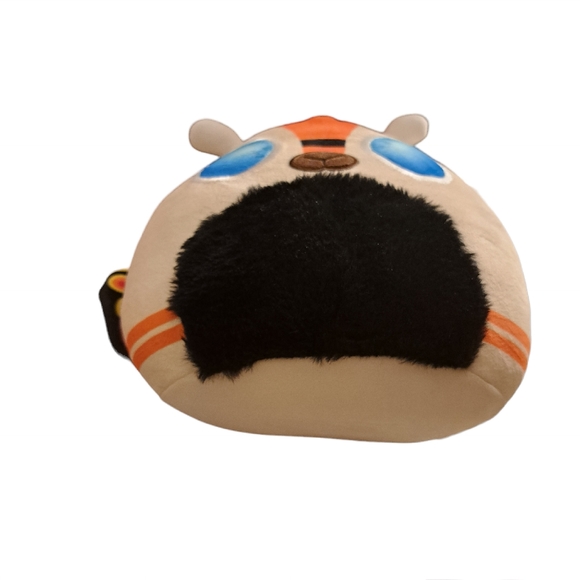 Mothra Godzilla Squad Moth 8" Squishmallow - Picture 8 of 8